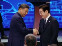 李대통령-시진핑 첫 만남 종료…위성락 "국익 중심 실용외교로 한중관계 전면 복원" 