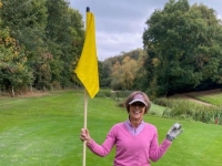 '1조9500억분의 1 확률'…70대 아마추어 골퍼, 한 달에 홀인원만 '세 번'