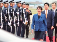 "외국인 안심하고 성매매 해"…'여성만 처벌되는 구조' 깬다는 다카이치 총리