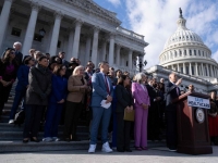 美 '역대 최장' 셧다운, 43일만에 종료…트럼프 