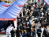 "1400원으로 두 끼 해결, 2억7000만원 모아"…지갑 동여맨 中 청년들