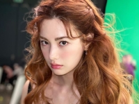 흉기 들고 배우 나나 집 침입한 30대…새벽에 들이닥쳤다가 모녀에게 제압