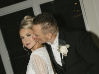 32살 연상과 결혼한 20대 백악관 대변인…"이례적이나 정말 훌륭한 남자"