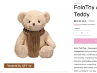 "14만원 주고 샀는데" 딸에게 사준 곰인형이 '19금' 대화…판매 중단·회수 