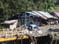 폭우 잇따르는 동남아…'인니 물폭탄' 사망자 225명으로 늘어