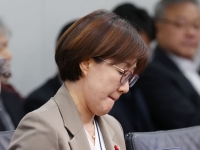 유탄 맞았다는 김현지 