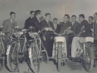 80돌 맞은 기아…정의선 "한 편의 서사…위대한 여정"