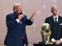 '노벨평화상' 꿈꾸던 트럼프, 'FIFA 평화상'으로 소원 풀었다