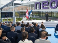 러 코앞에 유럽 최대 희토류 공장 가동…안보문제 우려