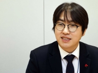 韓, 세계 단독 3위 노린다…하정우 수석 