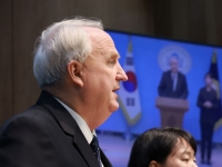 국힘 인요한 의원직 사퇴…김종혁 "尹 가까이하다 이미지 안 좋아져"