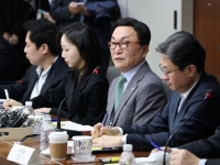 KB금융, 신한지주, 삼성생명…금융그룹 시총 4위는