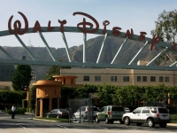 디즈니, 오픈AI에 10억달러 투자…할리우드·AI 협업 본격화