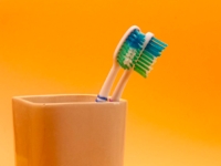 매일 이 닦고 놔두는데…전문가들 