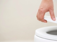 변기 잘못 썼다간 큰일…겨울철 급증 바이러스 '초비상'