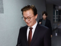 경찰, '통일교 금품수수 의혹' 전재수 내일 소환 통보