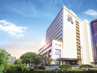 출산장려금 1억 쏘더니 이번엔 '노인 돌봄'…간호인력 양성 팔걷어