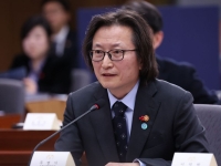 공정위, 생리대 3사 조사…'韓가격 40% 높아' 분석 재조명