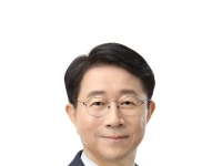 국회의장 도전 조정식, 대통령 정무특보직 사퇴