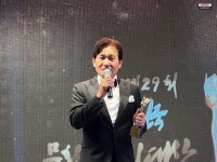 [속보]배우 안성기, 30일 응급실 이송…현재 중환자실 위중