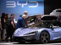  BYD, 작년 460만대 판매…테슬라 제치고 전기차 1위