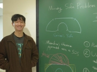 60년간 풀지못한 '소파 움직이기'…한국 수학자가 풀었다