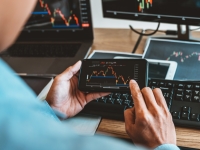 껍데기는 10만원 알맹이는 1000만원?…환산주가가 뭐길래