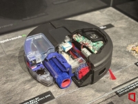 다이슨 AI 로봇청소기, 중국산 독주 막으러 왔다