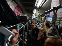 여성만 당한다는 건 착각…남성 6명 중 1명 