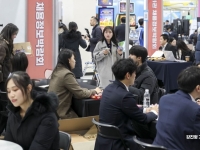 "일 그만둬도 실업급여?"…예산 빠진 '청년 자발적 이직급여' 난항