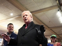 트럼프, 韓 관세인상 질문에 