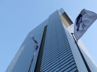 "신뢰에 흠집 난 상태" 삼성전자 외국인 지분율 48%대 추락…12년 6개월 만에 최저