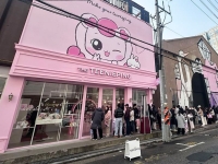 애들만 가는줄 알았는데 하루 700명 '와글와글'…외국인까지 사로잡은 '더티니핑 성수'