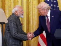 韓 관세 인상 위협하더니…트럼프 