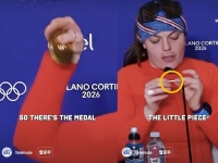 금메달 따자마자 '툭' 부서졌다…밀라노 올림픽 '부실 메달' 무슨 일? 