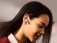 '8만원 가성비템'으로 한국서도 잘 팔렸는데…내 통화정보 줄줄