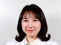 '너무 피곤한데…' 새벽이면 떠지는 눈, '이것' 부터 점검해야[콕!건강]