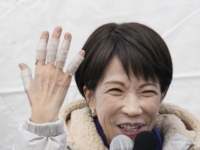 나랏일에 남편 간병까지…"하루 2~4시간 밖에 못 자" 日다카이치, 수면 부족 호소