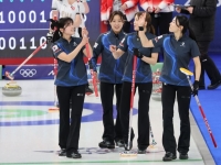 女컬링 3연승 불발…'세계 1위' 스위스에 5-7 패