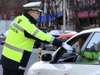 요즘도 술마시고 운전하는 사람이 있어?…음주운전율 뚝 떨어졌는데