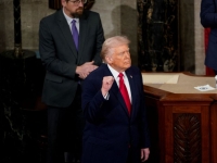 '역대 최장' 108분 트럼프 국정연설 