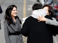 아들 서울대 입학식 찾은 이부진…홍라희와 함께 '환한 웃음'