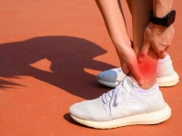 “날 풀려 오랜만에 뛰었는데 병원 가보니…” 통증방치, 심각하면 피로골절로