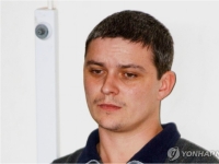 열살 소녀 2명 살해범, 교도소서 수감자 공격에 사망