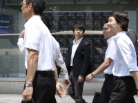 "커피 마시고 산책 좋았는데"…40대 '파이어족' 사무직으로 돌아갔다