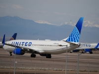 "눈 뜨면 오르네"… 전쟁에 항공권 가격 '껑충'