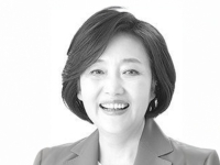 [산업의 맥]AI의 대답은 무엇으로 결정될까