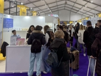 유럽 홀린 K뷰티…세계 최대 뷰티 전시회서 '통합 한국관' 인기