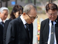 이명박 "보수, 그냥 진 게 아닌 참패 인정해야…윤석열은 이미 과거"