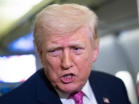 트럼프 부추기는 걸프국 "美 군사작전해야, 이란 무너뜨릴 기회" 